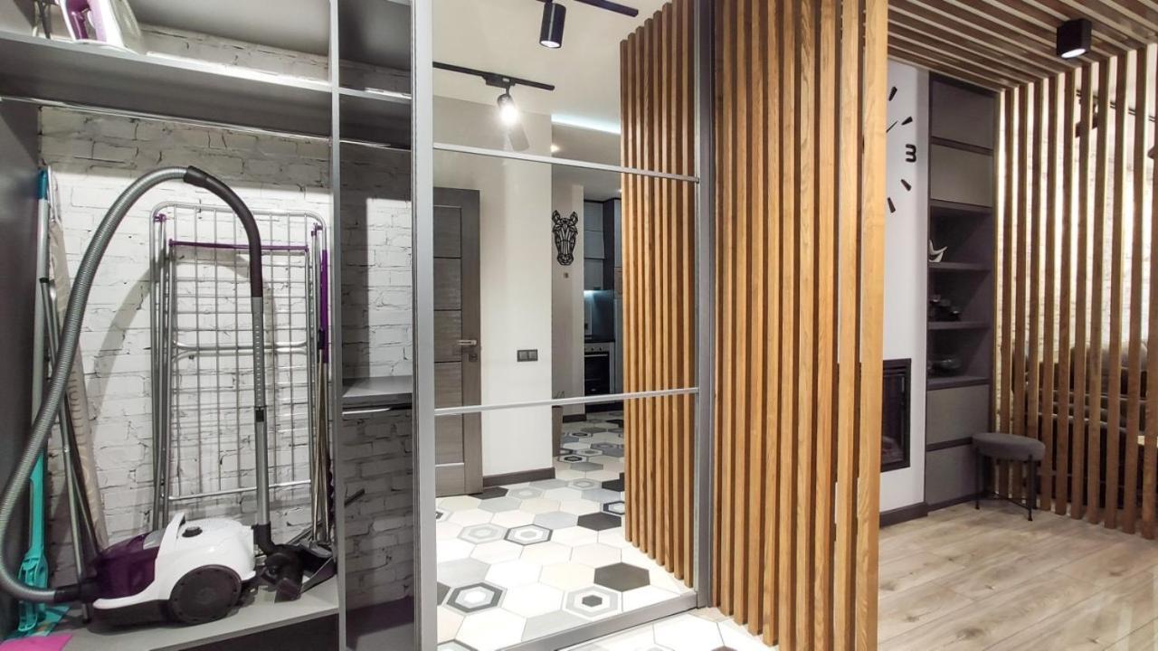 Petrovdom 52,67,205,213 In Smart Apartments In New York Concept House Kyiv Exterior photo
