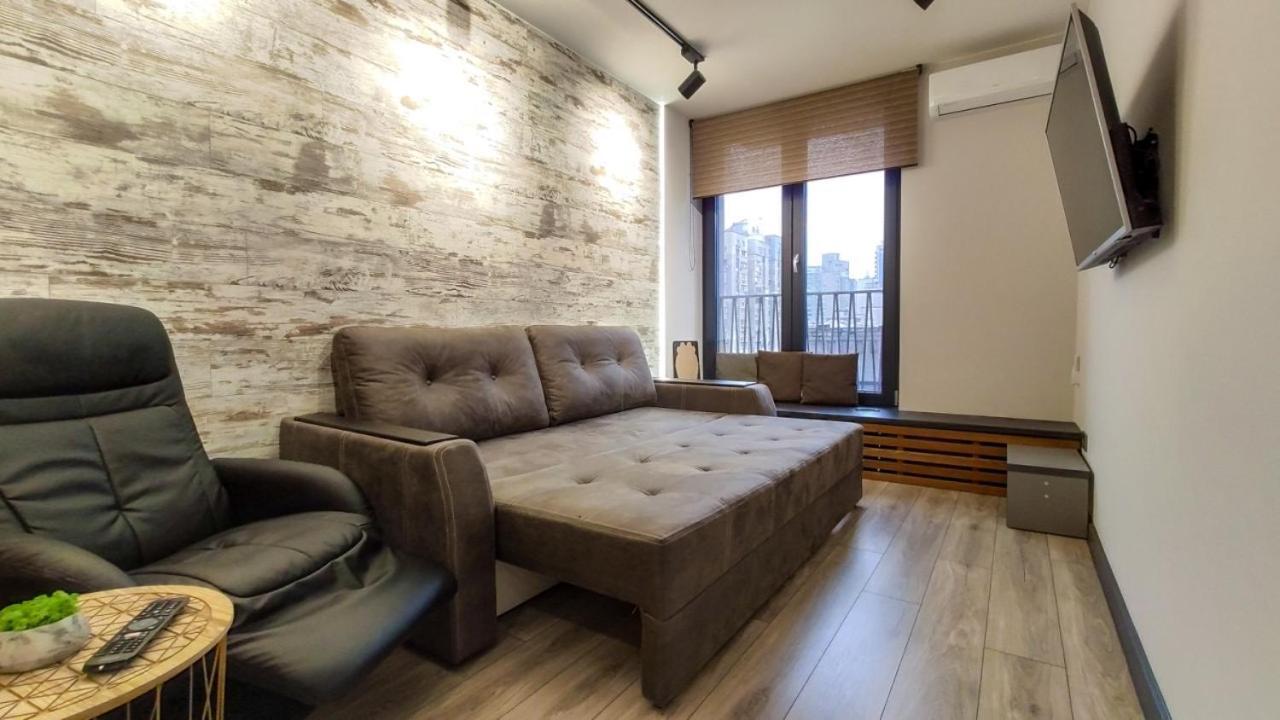 Petrovdom 52,67,205,213 In Smart Apartments In New York Concept House Kyiv Exterior photo