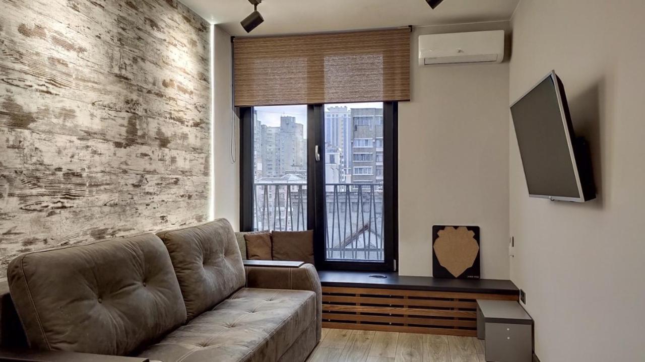 Petrovdom 52,67,205,213 In Smart Apartments In New York Concept House Kyiv Exterior photo
