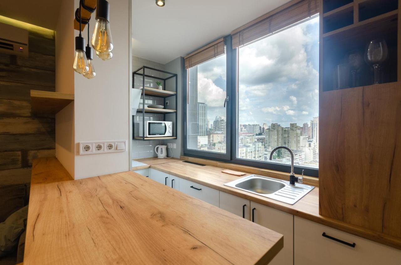 Petrovdom 52,67,205,213 In Smart Apartments In New York Concept House Kyiv Exterior photo