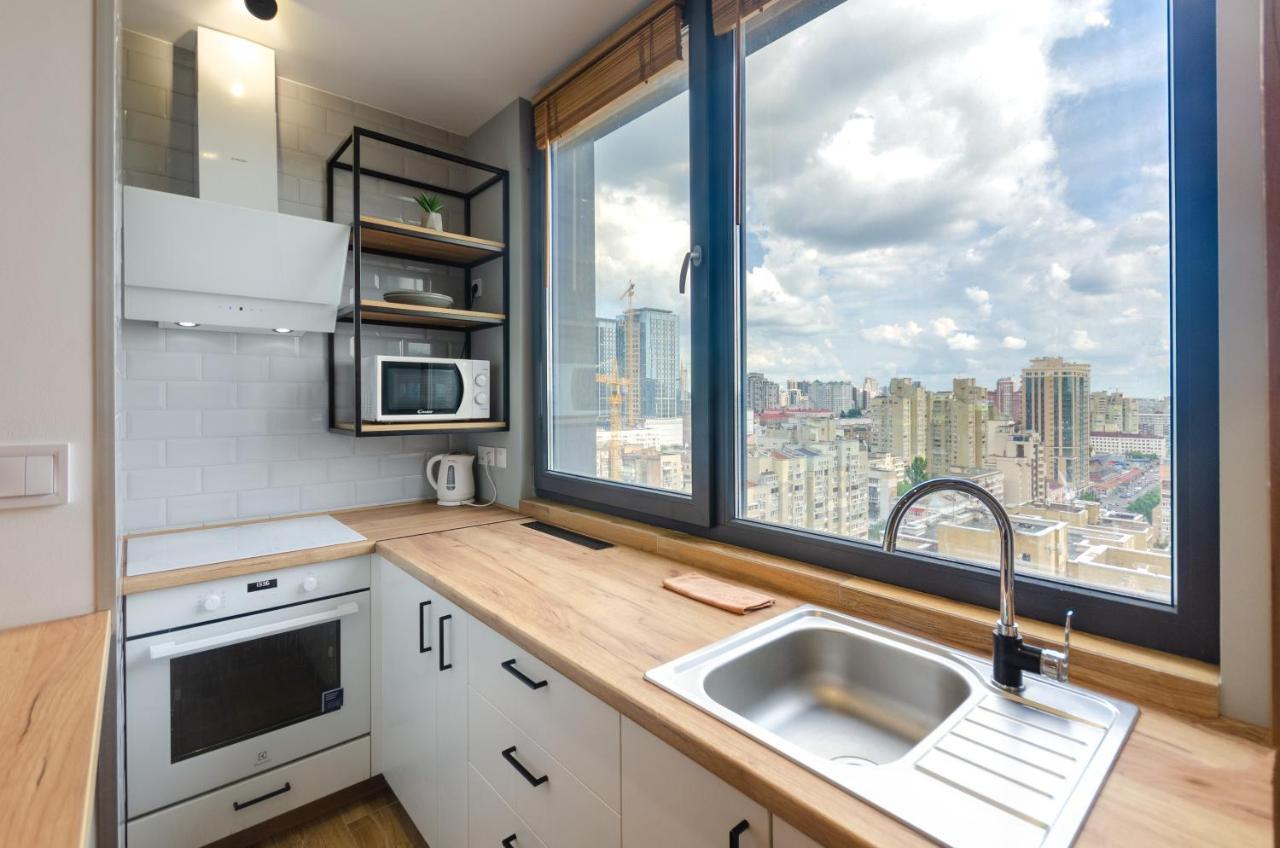 Petrovdom 52,67,205,213 In Smart Apartments In New York Concept House Kyiv Exterior photo