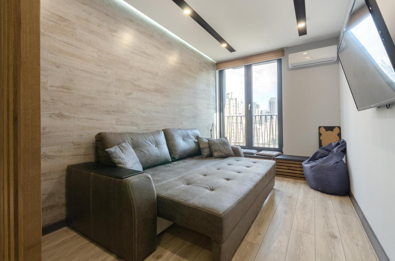 Petrovdom 52,67,205,213 In Smart Apartments In New York Concept House Kyiv Exterior photo