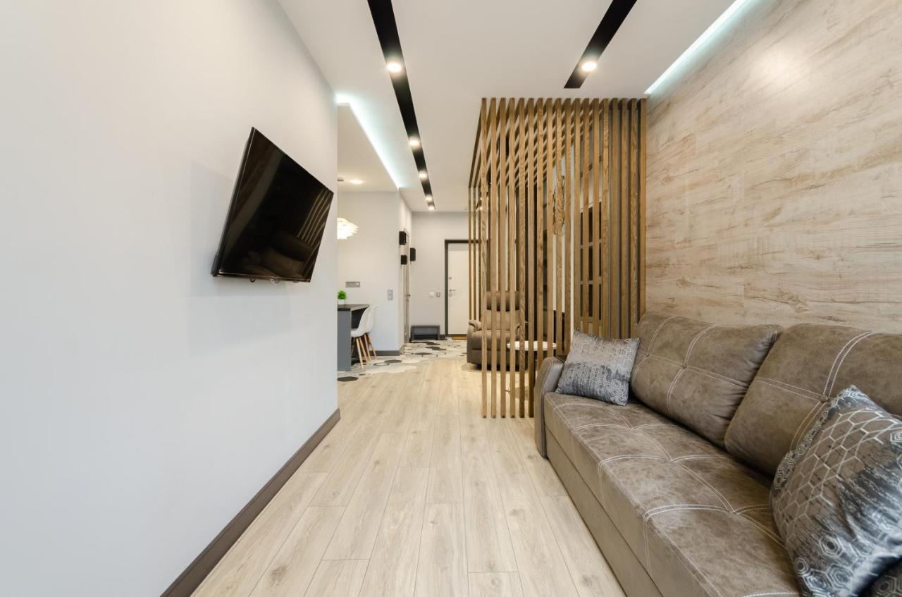 Petrovdom 52,67,205,213 In Smart Apartments In New York Concept House Kyiv Exterior photo