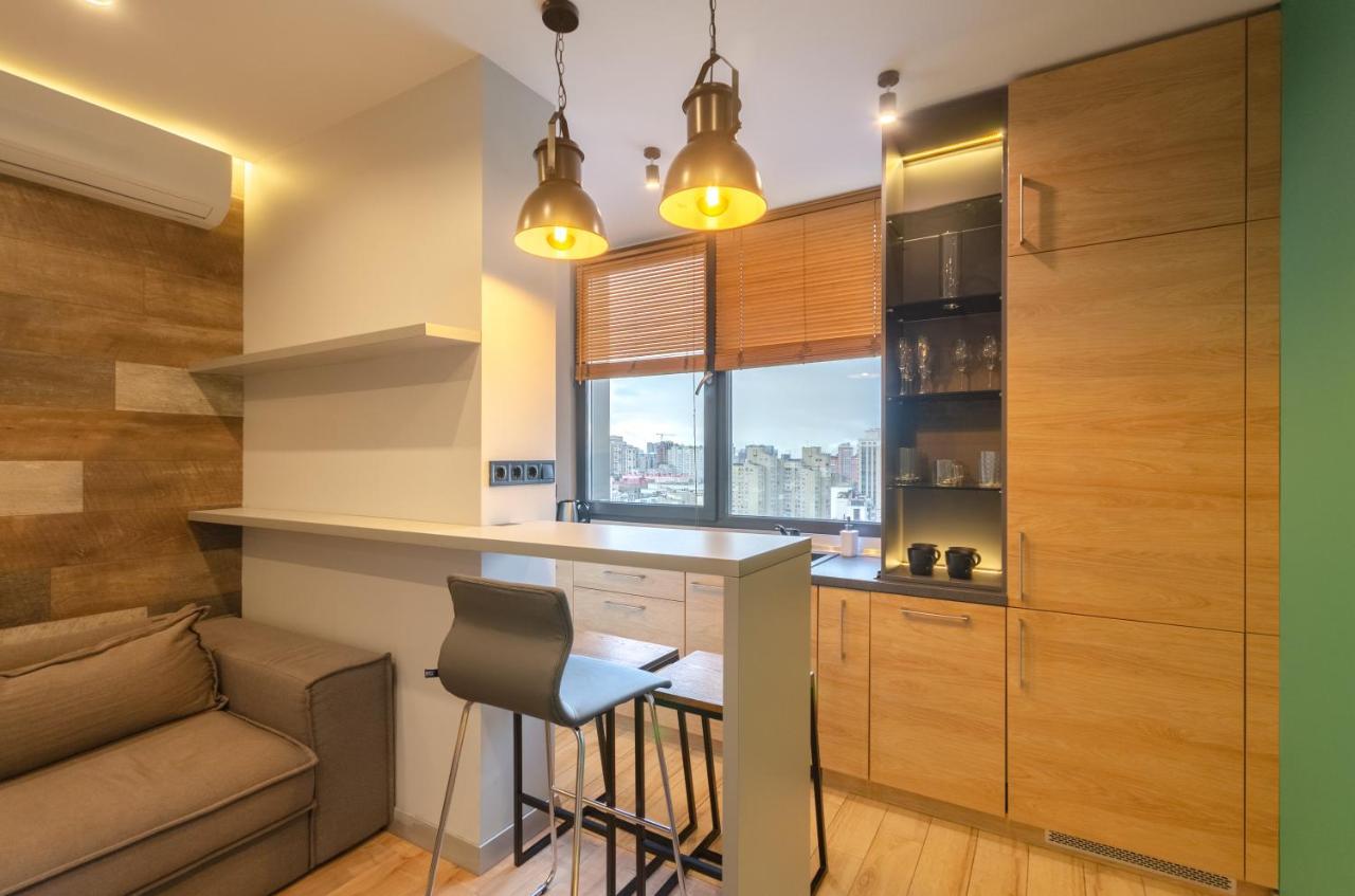 Petrovdom 52,67,205,213 In Smart Apartments In New York Concept House Kyiv Exterior photo
