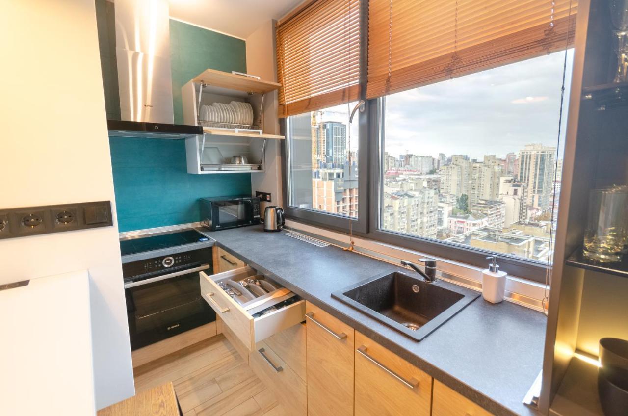 Petrovdom 52,67,205,213 In Smart Apartments In New York Concept House Kyiv Exterior photo
